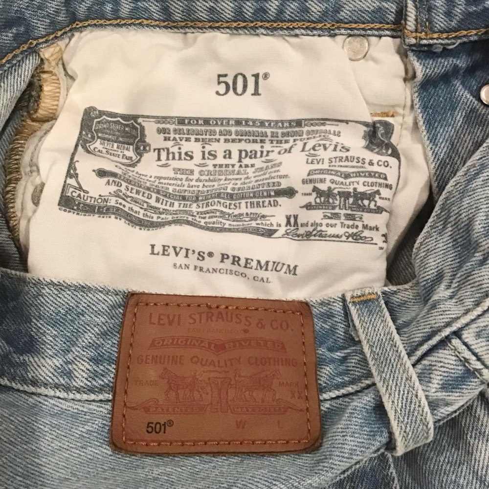Levi’s 501 W24 (US 0/00) Denim Shorts Women’s High Rise Luxor Heat Light Wash - Picture 8 of 12